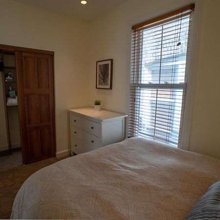 Roscoe Village Guesthouse Σικάγο Δωμάτιο φωτογραφία